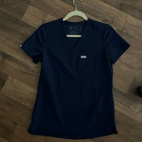 Figs Other - XXS Figs navy blue Catarina top - like new